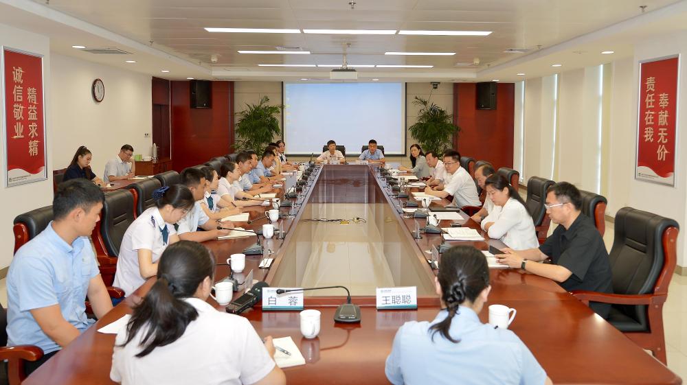 马宇骏围绕深入贯彻中央八项规定精神学习...